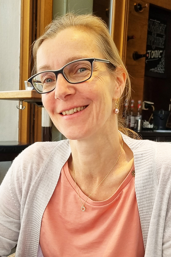 Kassiererin Jana Baß